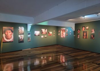 Galeria Ampliart traz exposição de fotos de povos indígenas