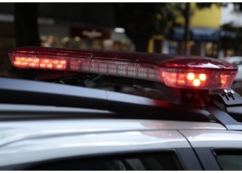 URGENTE| Cuidadora de idosos é roubada em ponto de ônibus em Poços de Caldas