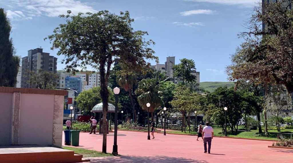 Semana da Mulher tem programação especial na Praça Dom Pedro II em Poços