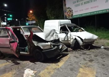 5 pessoas ficam feridas em acidente em Poços de Caldas