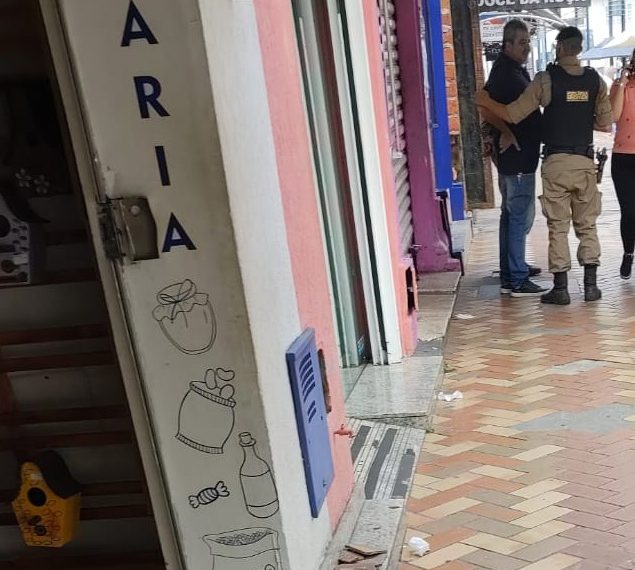 URGENTE| Alvo da Operação Lesa Pátria é preso em Poços pela PM