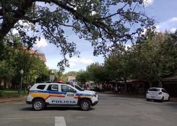 Donos de trailers de lanche terão até dia 27 para retirá-los do Parque José Affonso