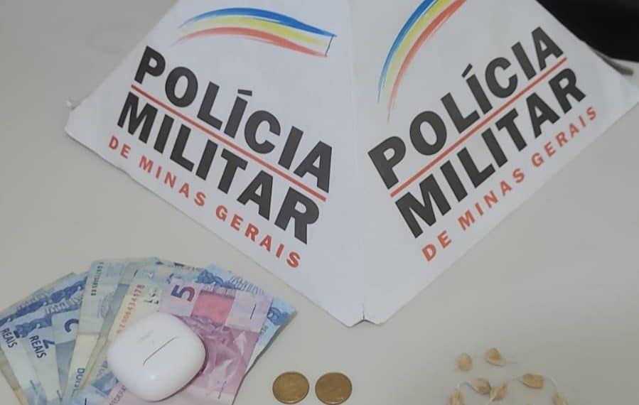 Foragido da Justiça é preso com drogas na boca em Poços de Caldas