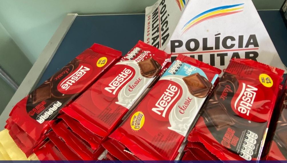 Homem é preso após furtar barras de chocolate em Poços de Caldas