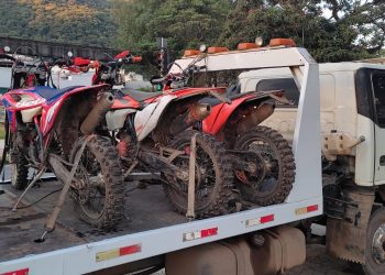 Motocicletas de trilhas são apreendidas em Poços de Caldas