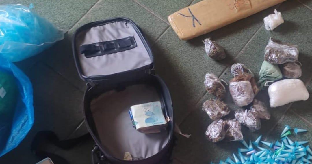 PM prende suspeitos de tráfico na zona sul de Poços