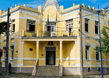 Prefeitura de Poços de Caldas anuncia processo seletivo com vagas para diversos setores