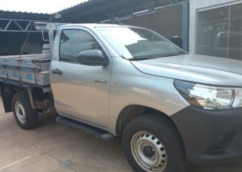 VÍDEO| Bandidos rendem família e cometem assalto