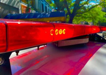 Homem que agrediu esposa e filha é flagrado com arma de fogo e acaba preso pela PMSP