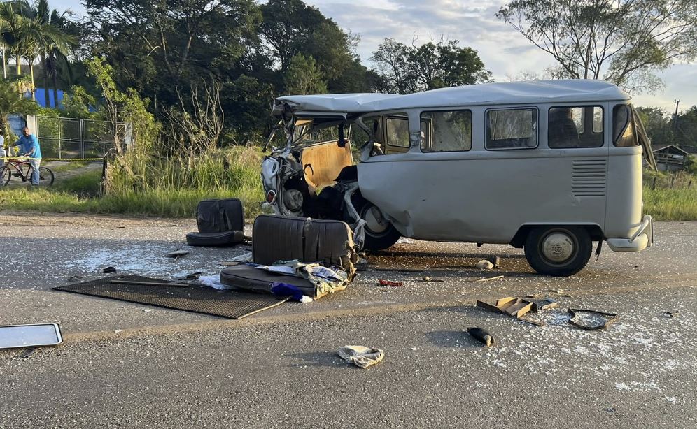 Até a Kombi sabePalmeiras não tem mundial! 