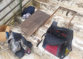 Dois homens são presos suspeitos de tentarem furtar tampas de caixas telefônicas em Poços