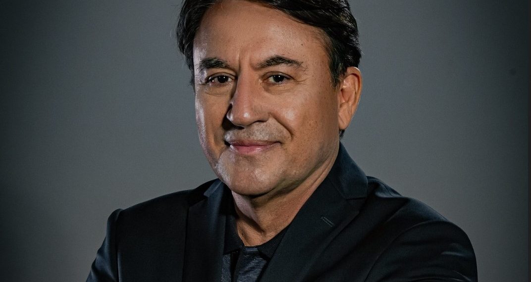 FLIPOÇOS: autor revela todos os bastidores da primeira vez que Lula assumiu a presidência