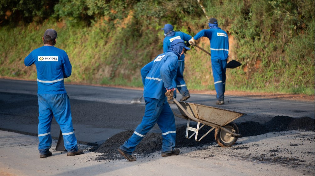 Operação Pare e Siga é realizada na BR-459 em Santa Rita de Caldas