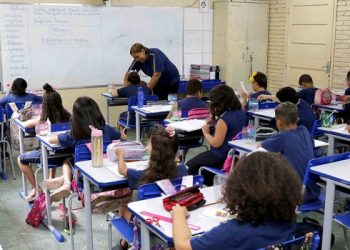 Rede estadual de ensino terá concurso público com mais 19 mil vagas em Minas Gerais