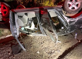 Capotamento deixa 5 pessoas feridas em Bandeira do Sul