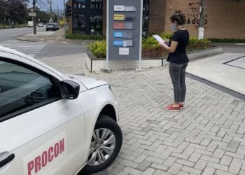 Mutirão do Preço Justo: Procon de Poços fiscaliza postos de combustíveis e revendedoras de gás