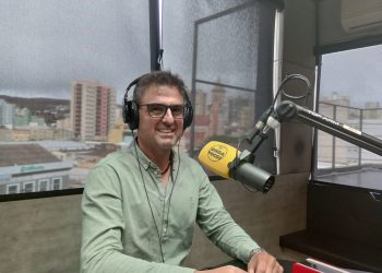 Secretário de Desenvolvimento Econômico e Trabalho de Poços participa do Programa Onda Mais