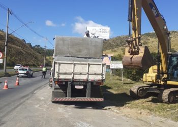 Obras em ponte danificada pelas chuvas começam nos próximos dias em Poços de Caldas