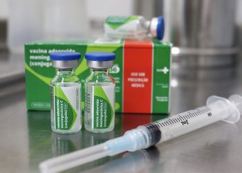 Vacinas contra Meningite se esgotam em Poços de Caldas; mais de 11 mil pessoas já se imunizaram