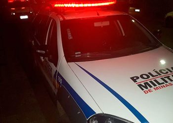 Homem é preso após matar ex-companheira a facadas e ferir filho de dois anos