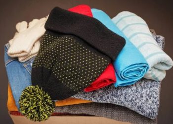 Polícia Militar e Rotary Club arrecadam doações para Campanha do Agasalho em Poços