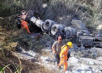 Motorista morre após cair em ribanceira em Poços de Caldas