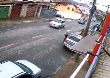 VÍDEO | Carro é furtado na zona sul de Poços de Caldas