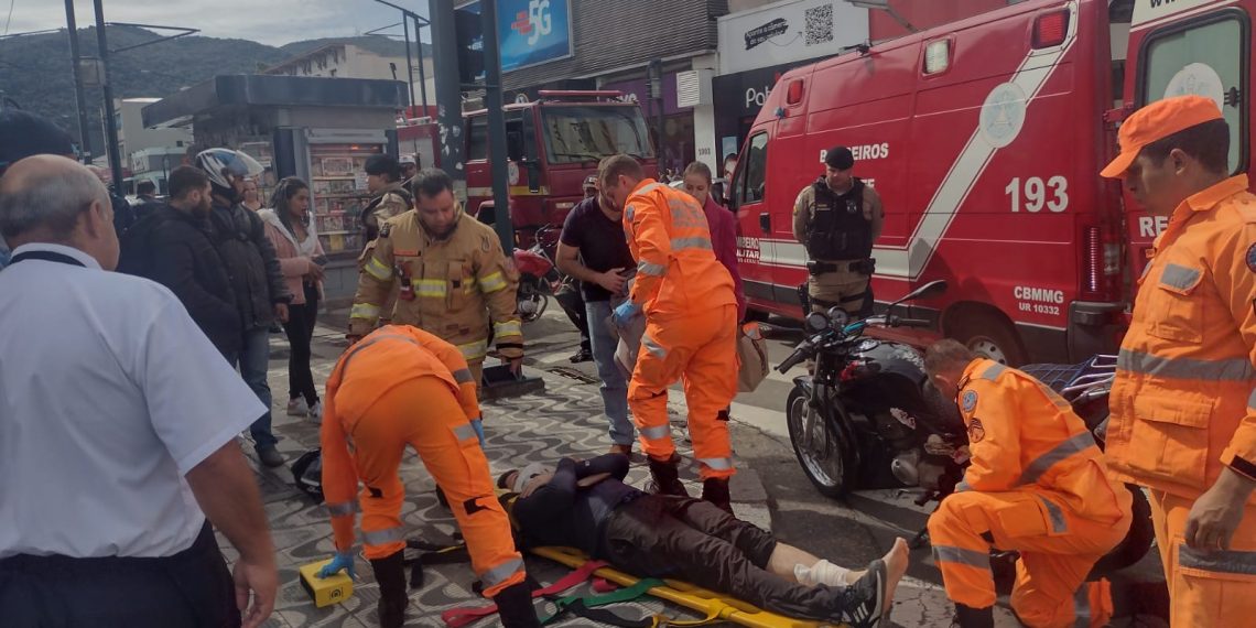 Homem fica ferido após atropelamento no centro de Poços de Caldas