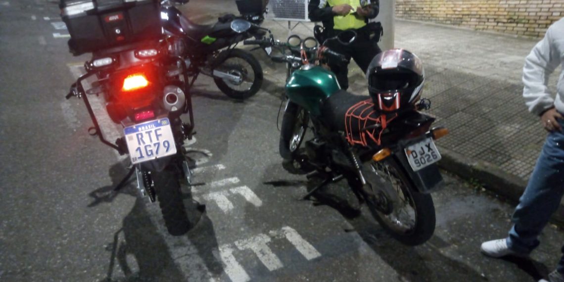 Demutran apreende moto com documentação vencida há 6 anos