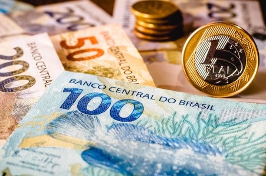 Benefício de até R$1.320 é pago a trabalhadores nesta quinta