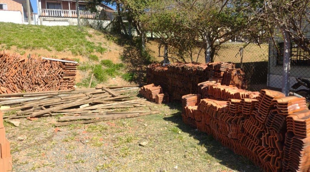 SOS Construção, que faz doação de materiais para pessoas carentes, é alvo de furto em Poços