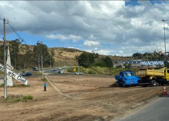 Prefeitura de Poços de Caldas inicia projeto de paisagismo no trevo da Rodovia do Contorno