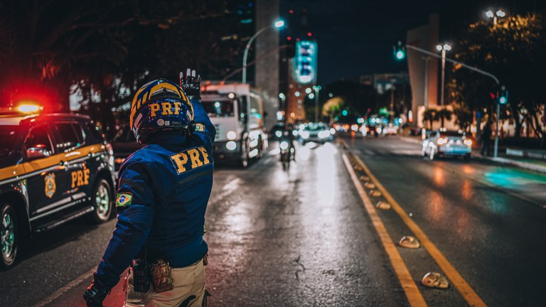 Novas regras do Código de Trânsito Brasileiro entram em vigor neste mês