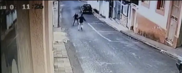 Homem que esfaqueou ex-companheira em Campestre é condenado a 12 anos de prisão