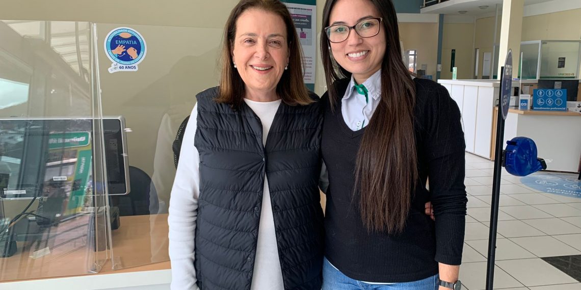 Unimed Poços recebe selo “Mãos que falam e ultrapassam fronteiras – Empatia”