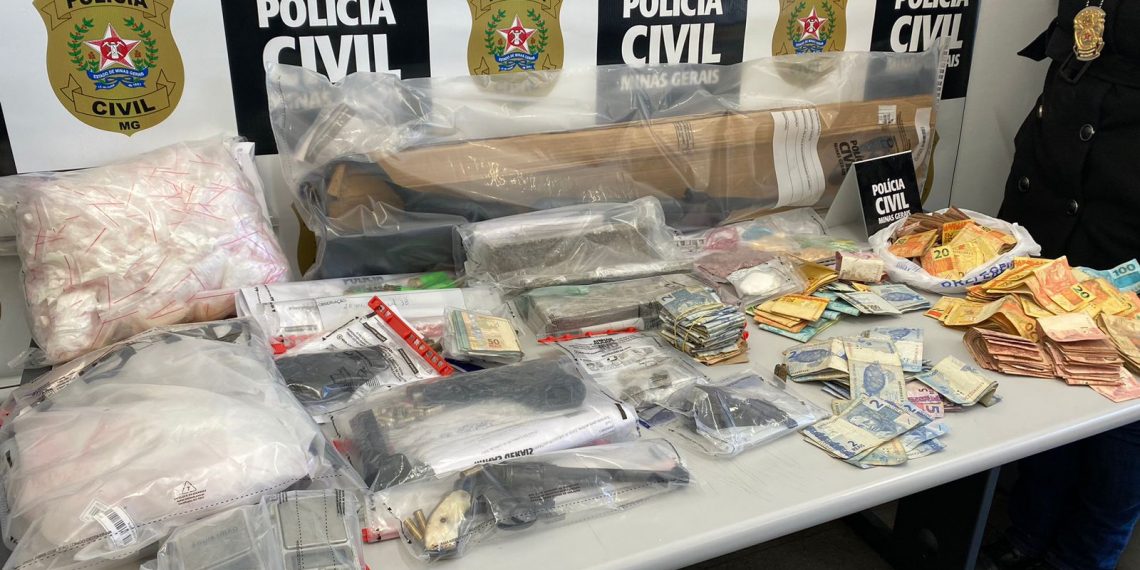 45 pessoas entre líderes de facções criminosas são presas em operação em Poços de Caldas