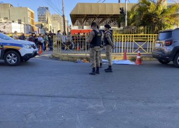 URGENTE: Morador em situação de rua morre após ser atropelado no centro de Poços de Caldas