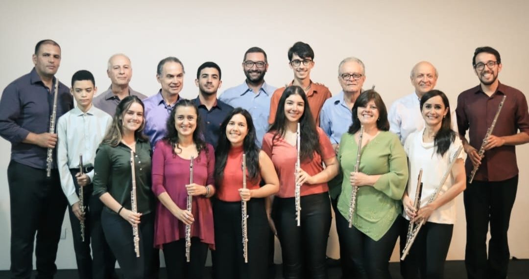 Orquestra de Flautas do Conservatório realiza concerto de encerramento do semestre nesta quarta-feira