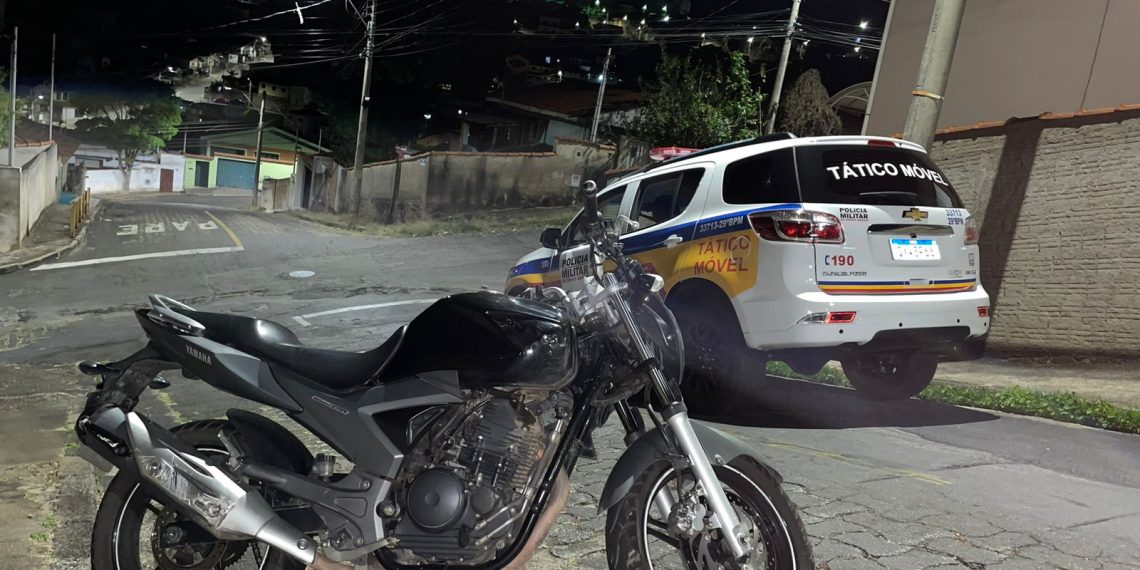 Motocicleta que havia sido furtada é recuperada em Poços de Caldas