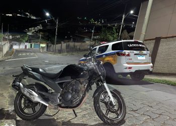 Motocicleta que havia sido furtada é recuperada em Poços de Caldas