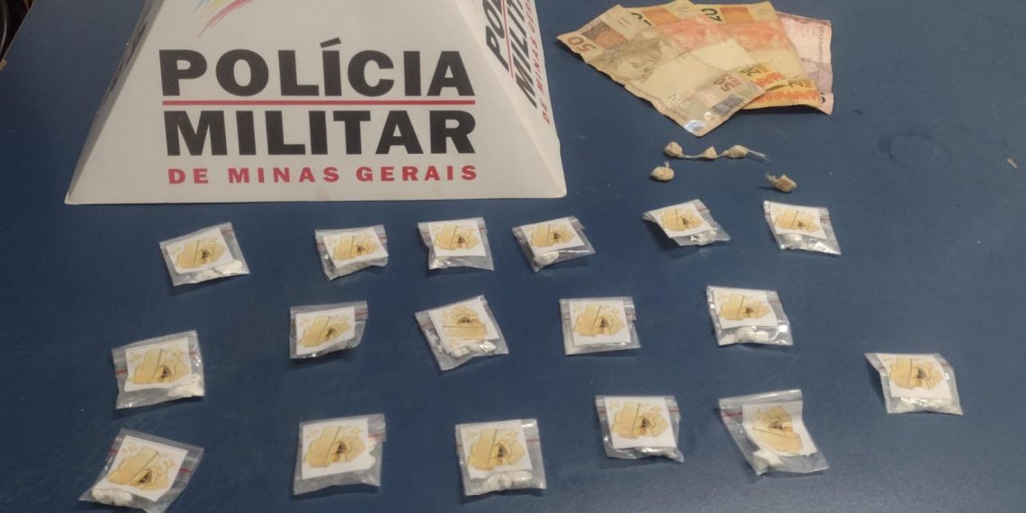 Suspeito de tráfico é preso com drogas escondidas em máscara em Poços de Caldas