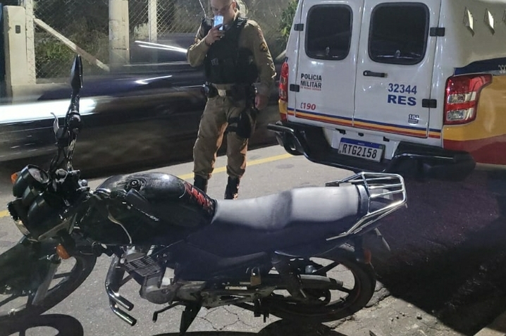 Polícia Militar recupera motocicleta furtada em Poços de Caldas