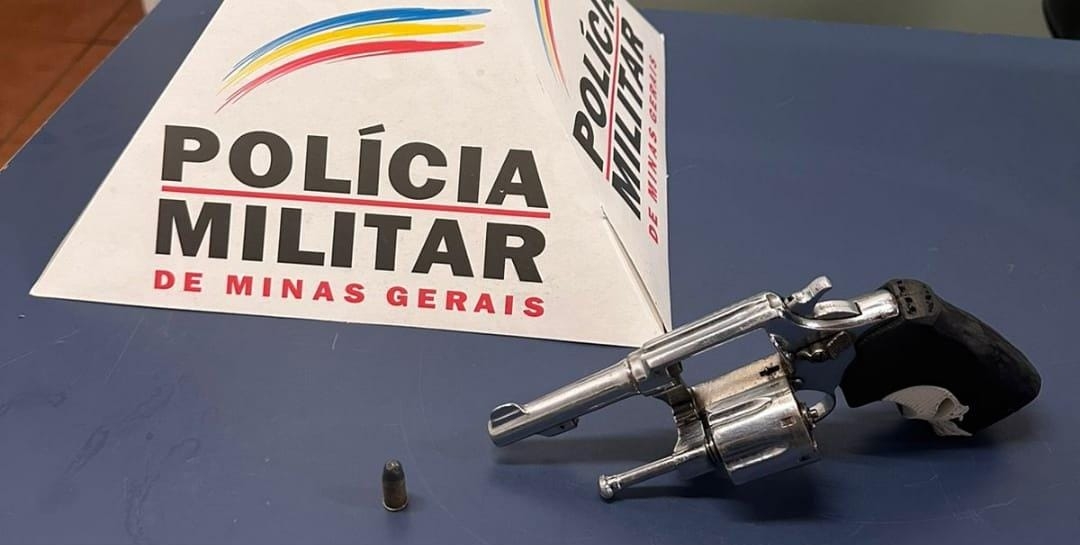 PM prende suspeito e apreende arma de fogo na zona sul de Poços de Caldas