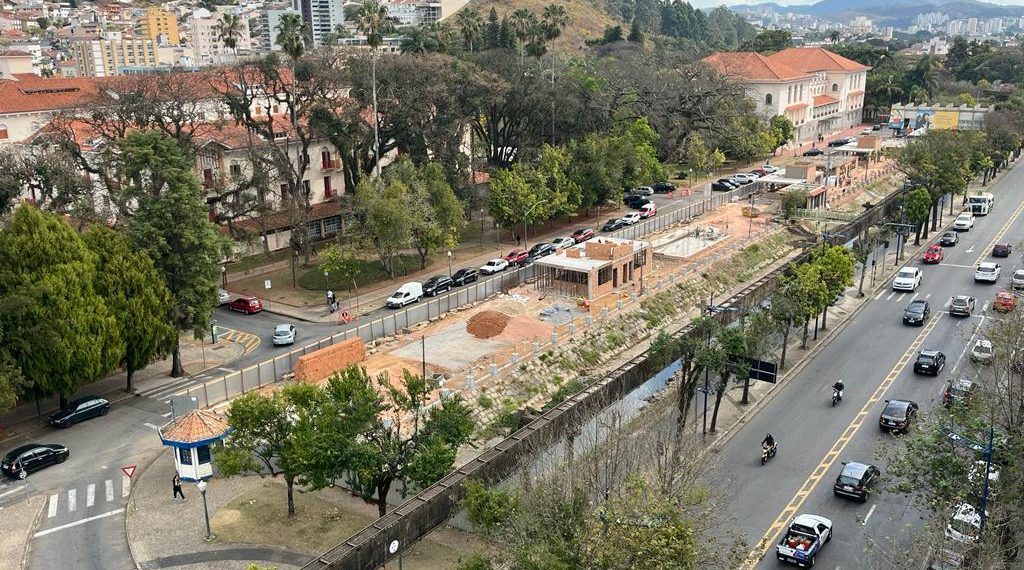 Adequações na Alameda Poços são definidas e obras continuam