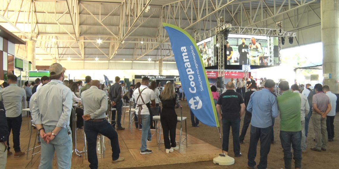 19ª Edição da FENEC – Feira de Negócios Coopama teve início nesta terça-feira
