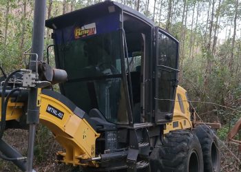 Entre Poços e Andradas: criminosos rendem funcionários em obra de pedágio e levam máquina