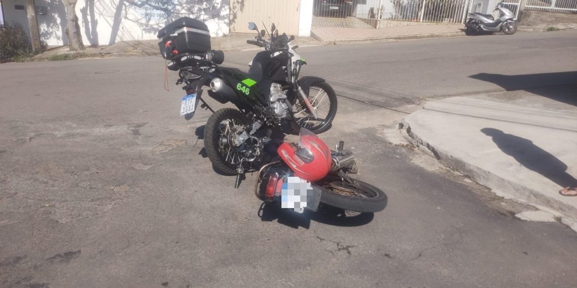 Demutran recupera moto levada por suspeito que ofereceu ajuda após a gasolina do veículo acabar em Poços