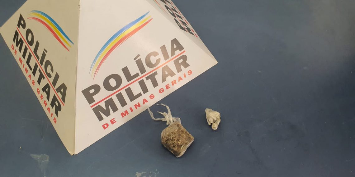 Homem é preso por descumprir medida protetiva e tráfico de drogas em Poços de Caldas