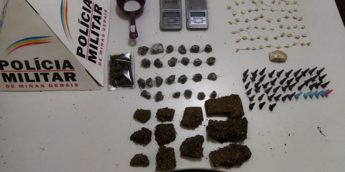 Polícia Militar apreende drogas no bairro São José em Poços de Caldas