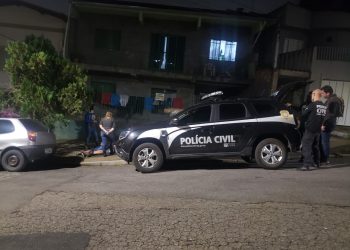 Polícia Civil prende dois suspeitos e apreende menor por tráfico em Poços de Caldas